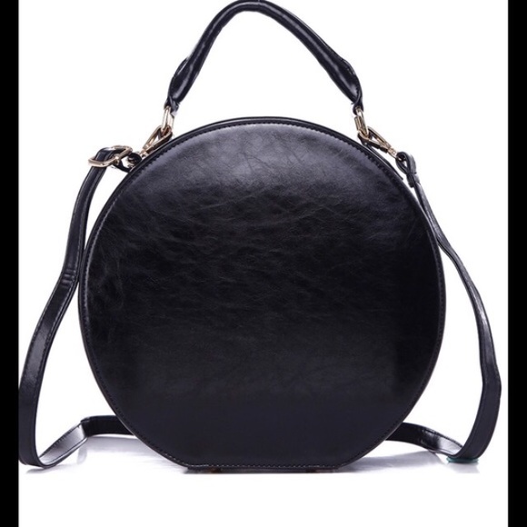 Pink Haley Handbags - Hatbox purse. black.